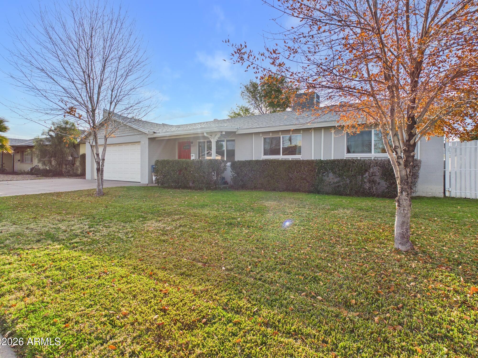 3223 W JOAN DE ARC Avenue