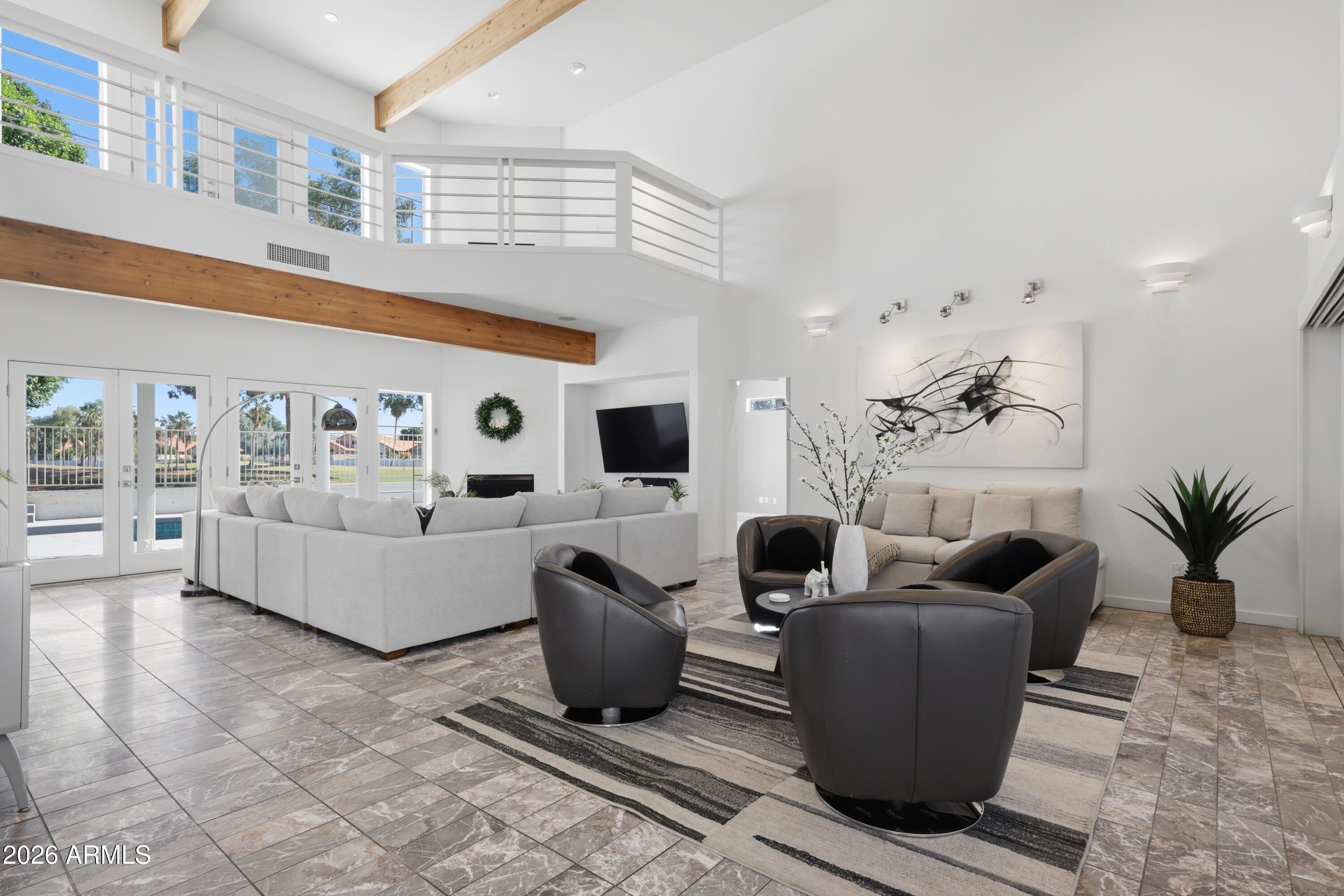 7646 W JULIE Drive