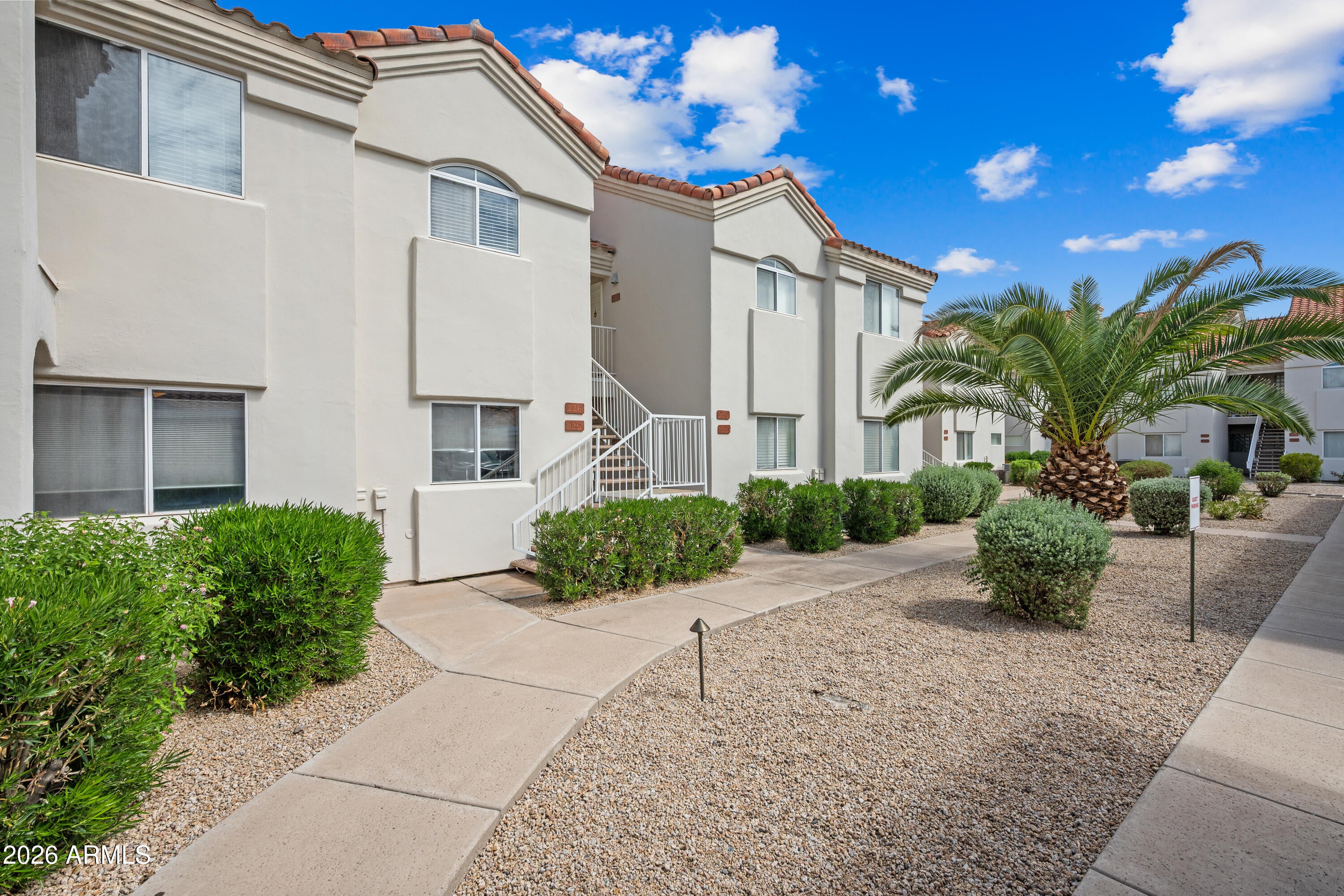 10401 N 52nd St -- 126