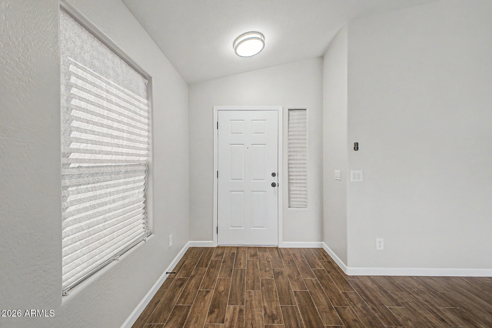 10993 W LOMA Lane
