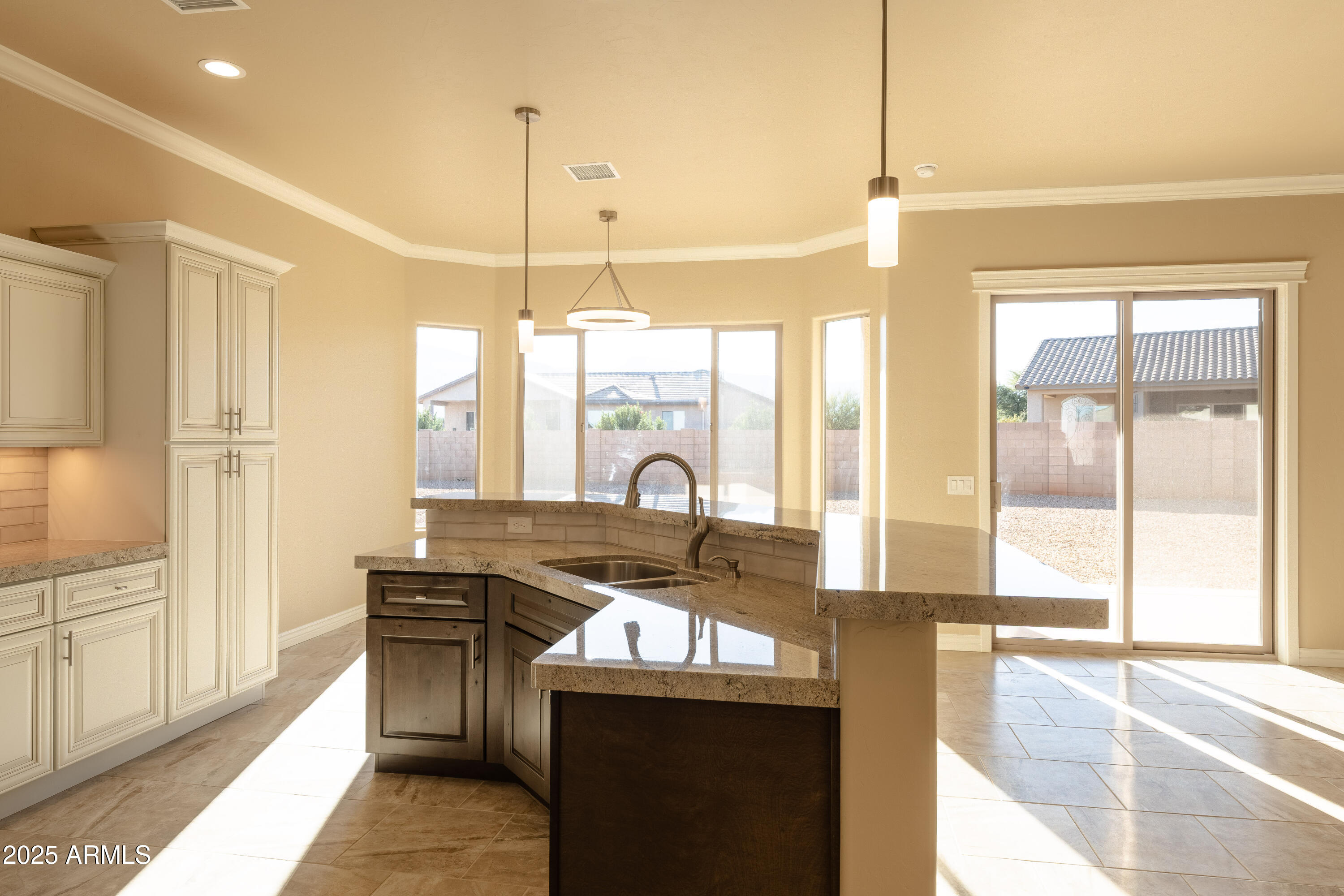 4224 S Crape Myrtle Court