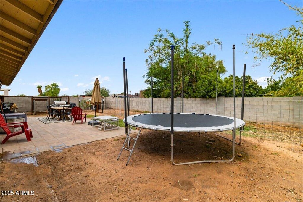 Photo of 2540 E Mcarthur Drive, Tempe, AZ 85288 (MLS # 6926303)