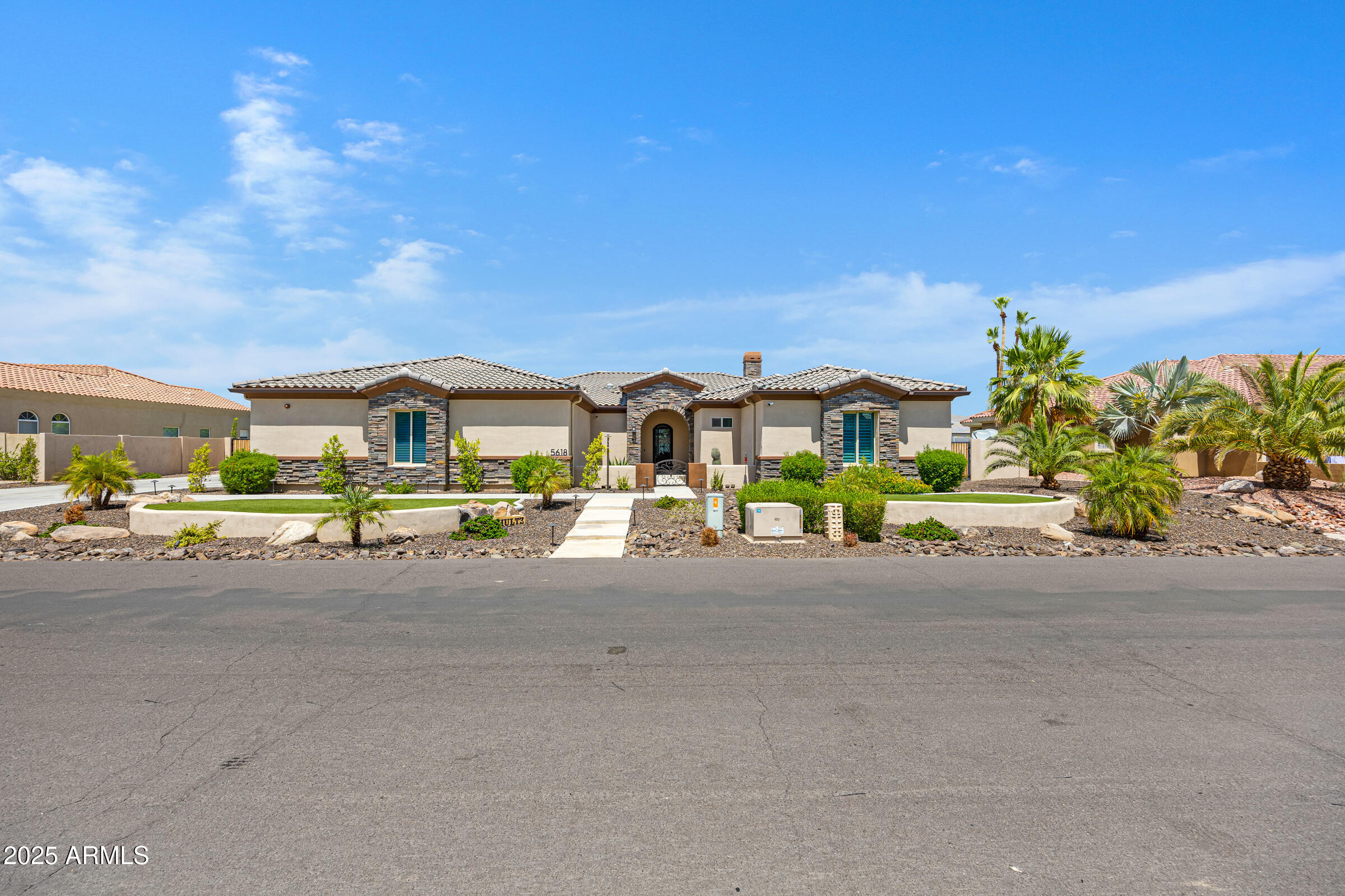 5618 N 180TH Lane