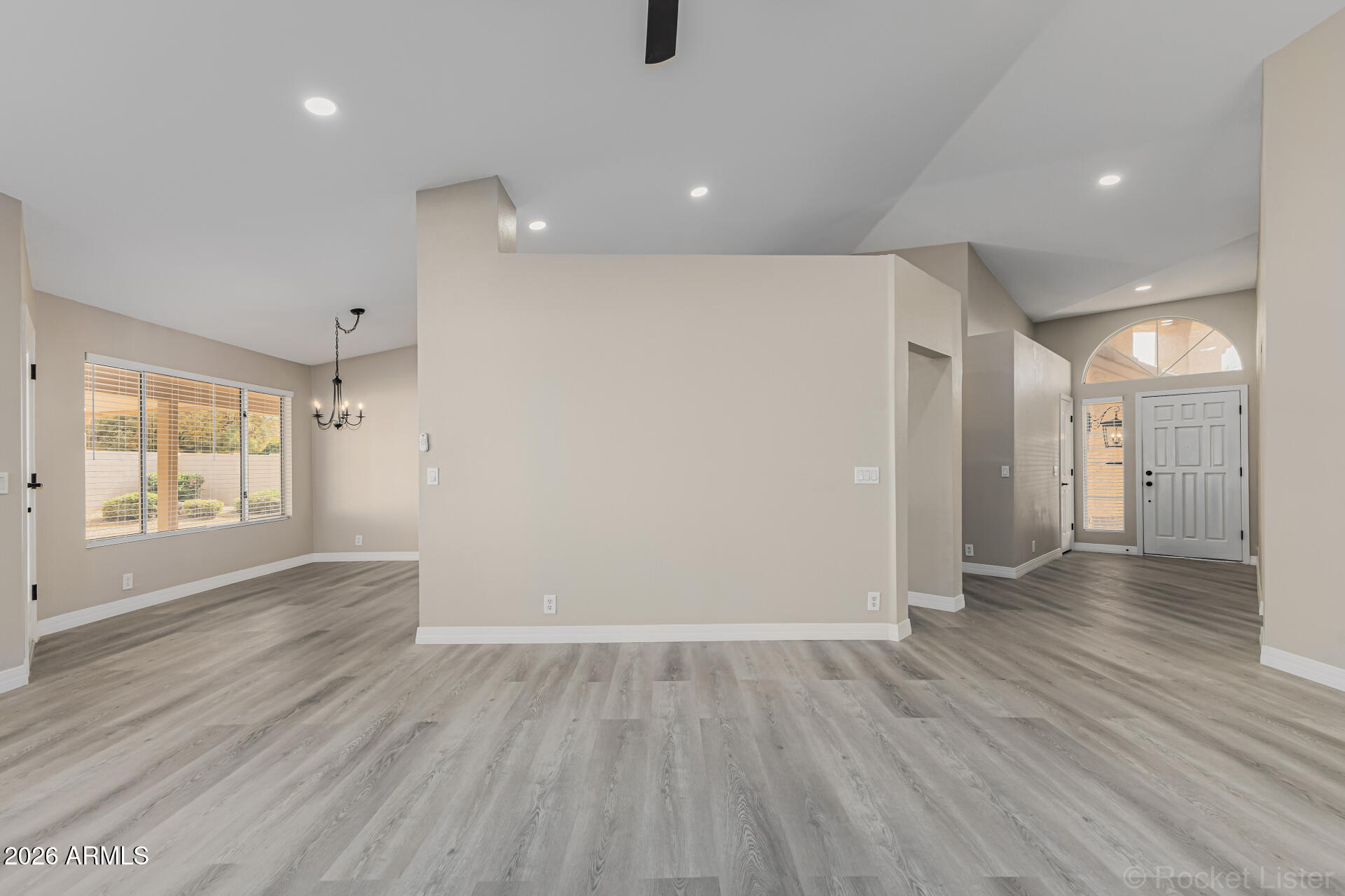 8939 W WESCOTT Drive