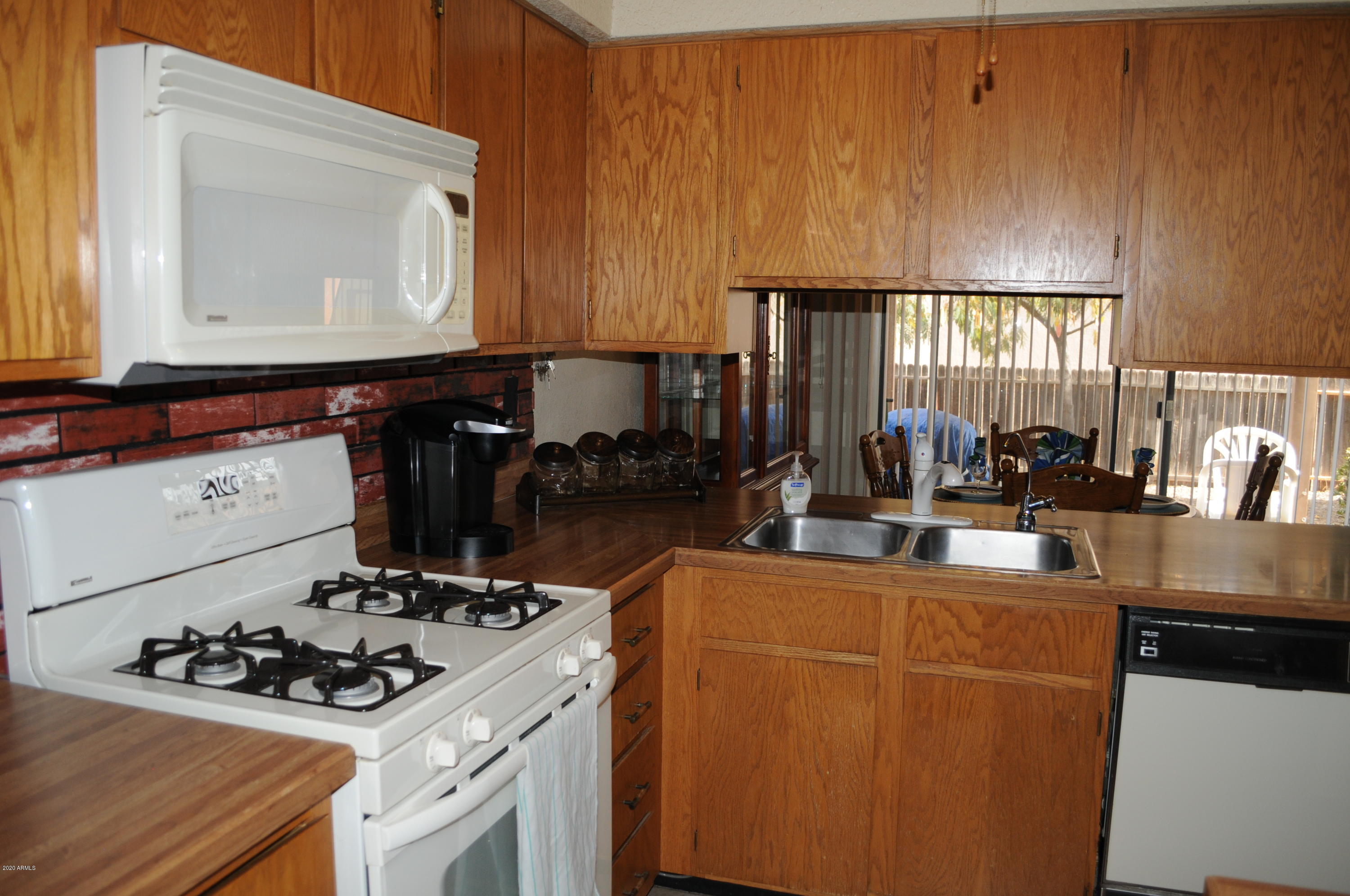 London Square Lot 1 - Residential