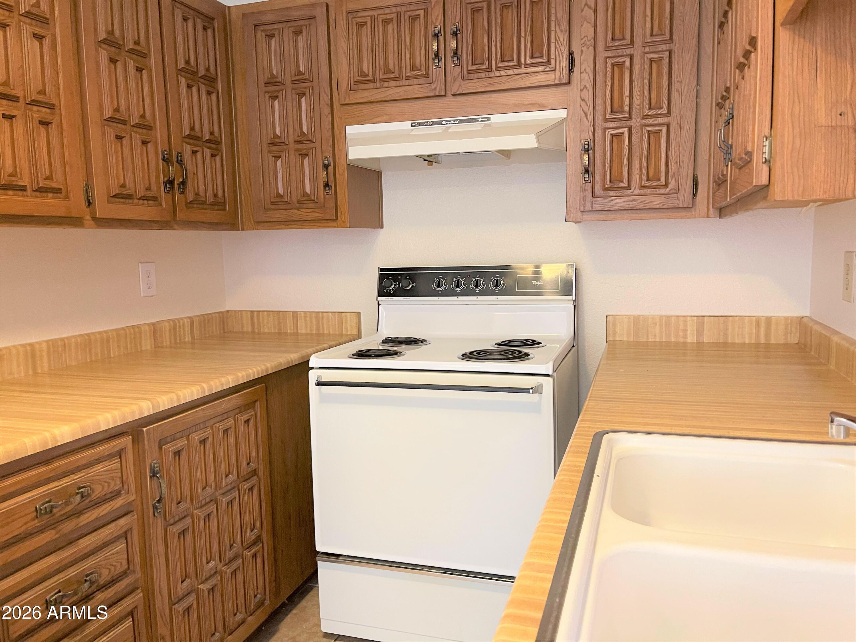 3645 N 69th Avenue Unit 26