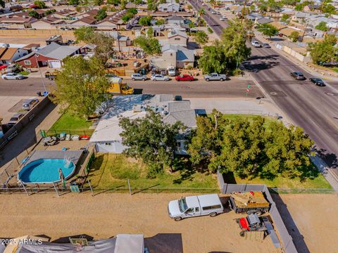 610 S STAPLEY Drive Mesa AZ 85204