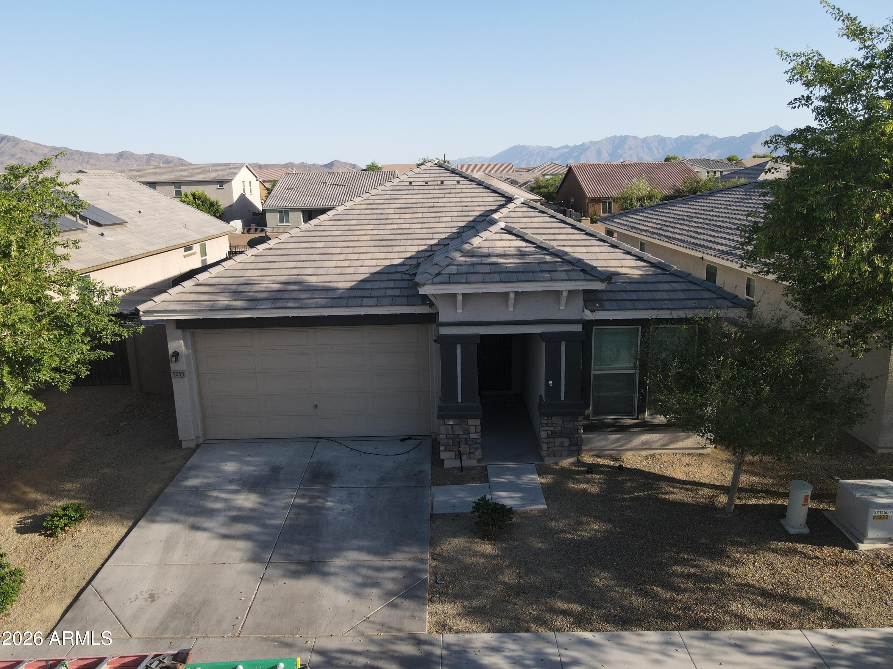 5255 W LEODRA Lane
