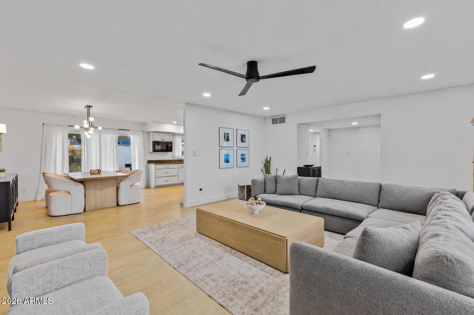 8537 E JACKRABBIT Road