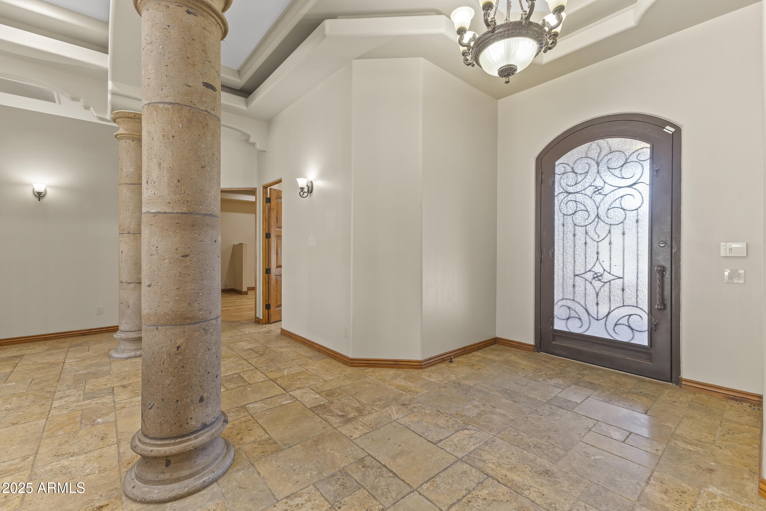 2618 E Locust Drive