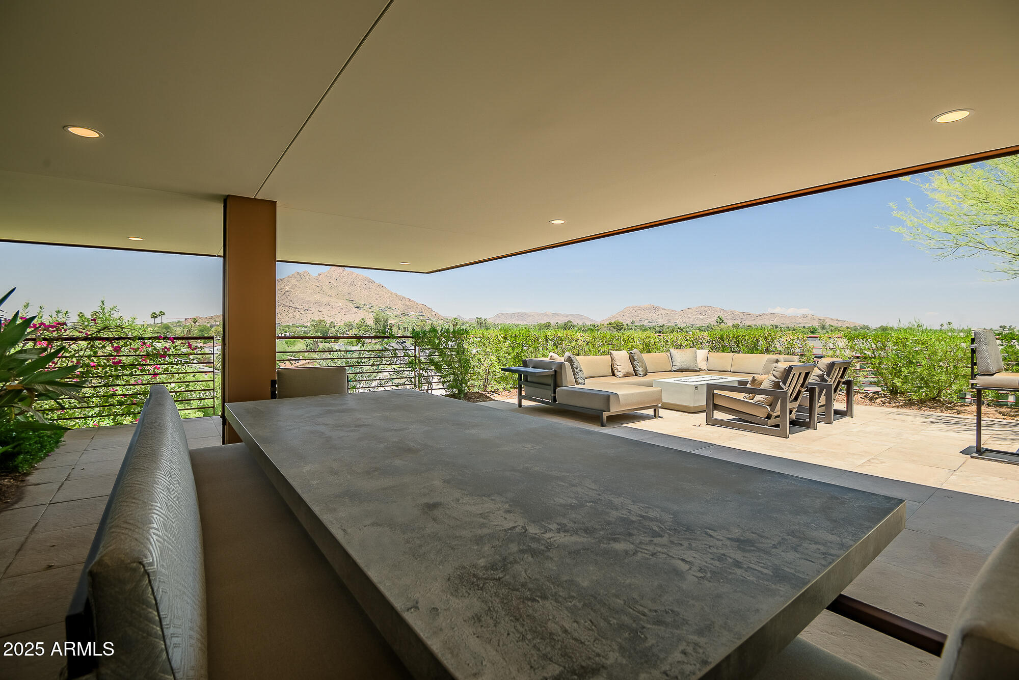 7117 E RANCHO VISTA Drive 6007