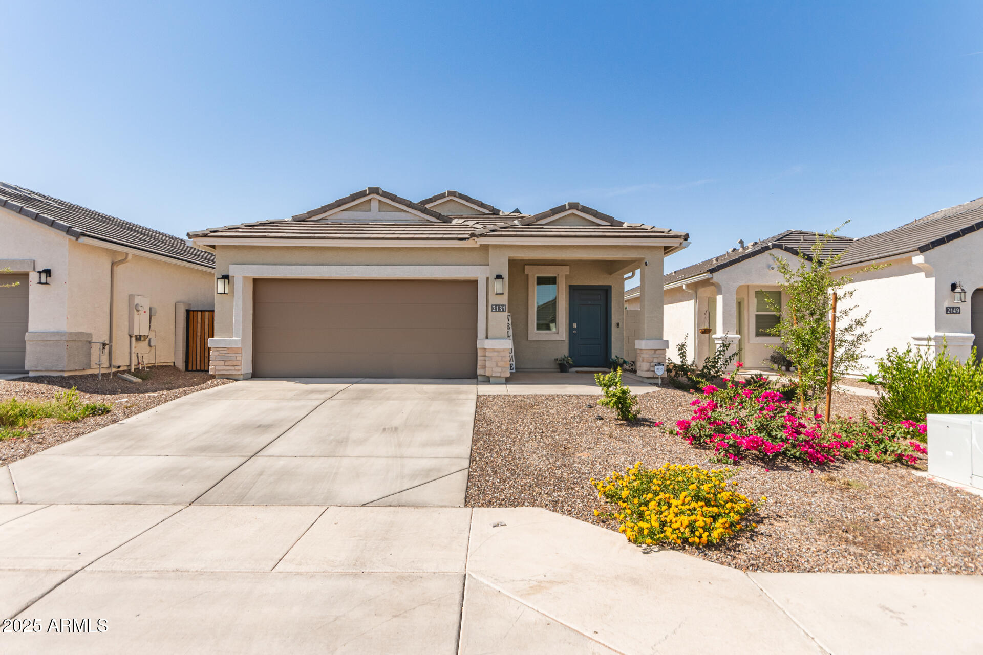 2131 W SHELLY Avenue