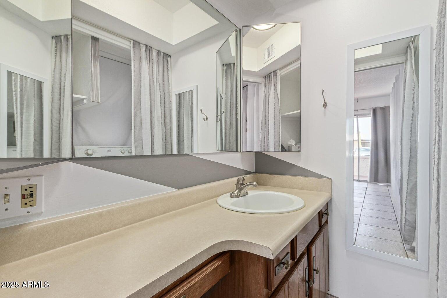 CASITA HERMOSA DEVELOPMENT - Residential