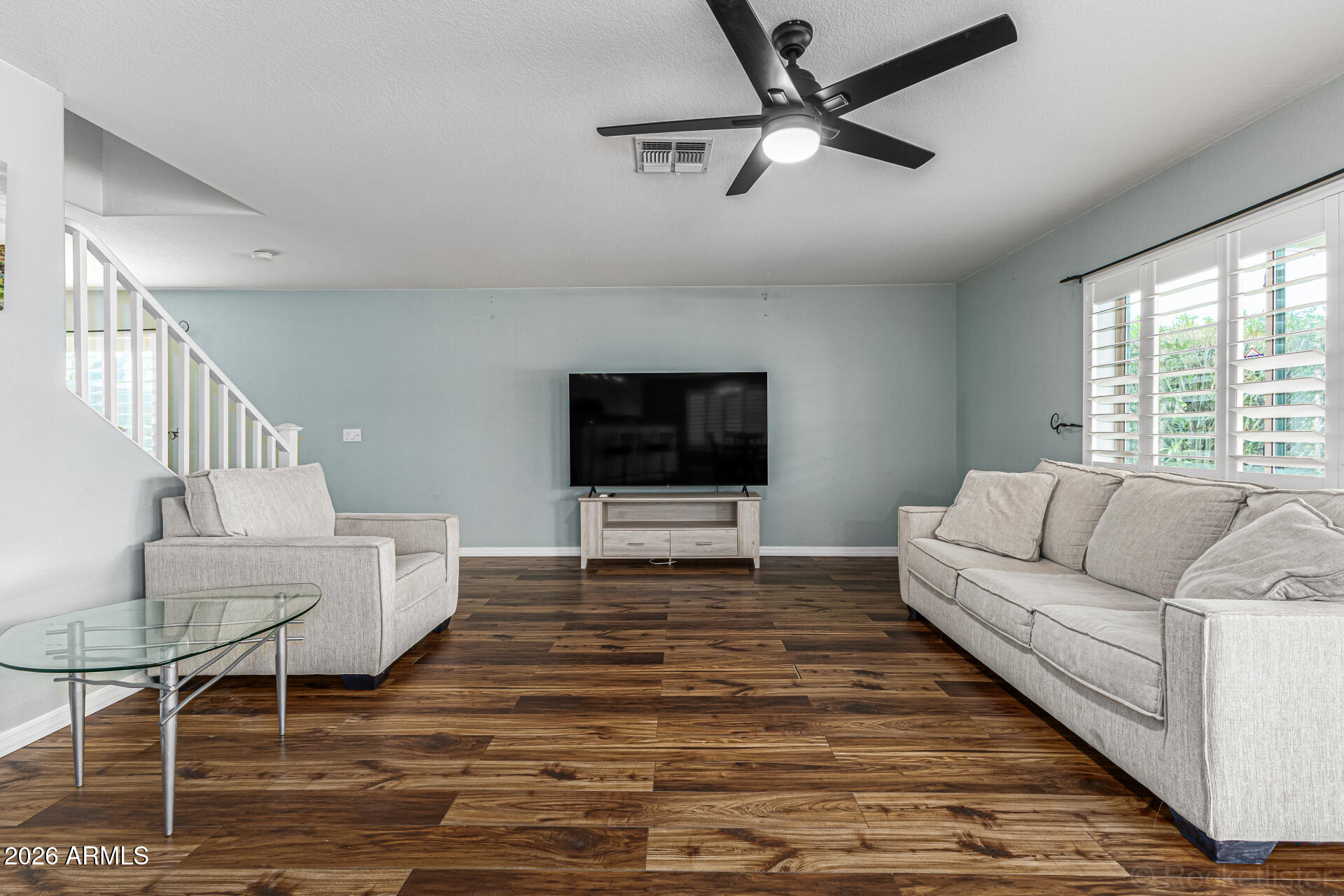 2302 E PARAISO Drive