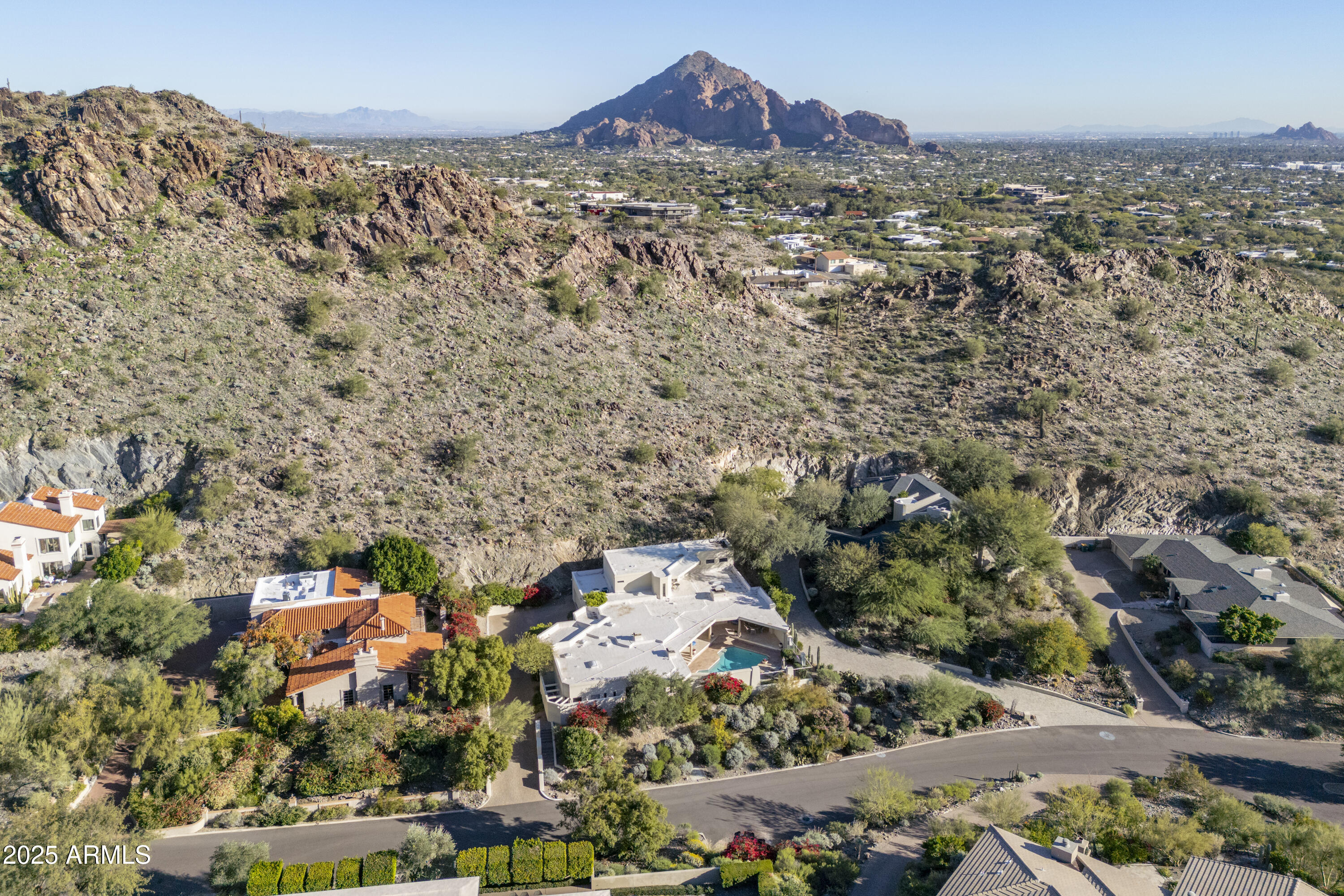 3500 E LINCOLN Drive 17