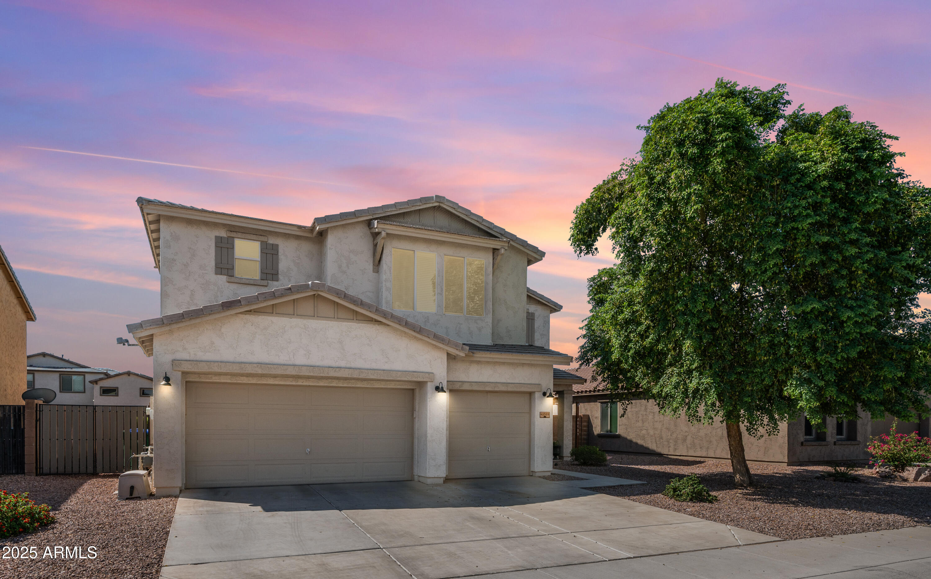 40589 W PARKHILL Drive