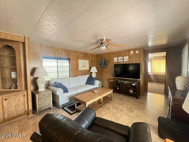4065 E University Drive 526