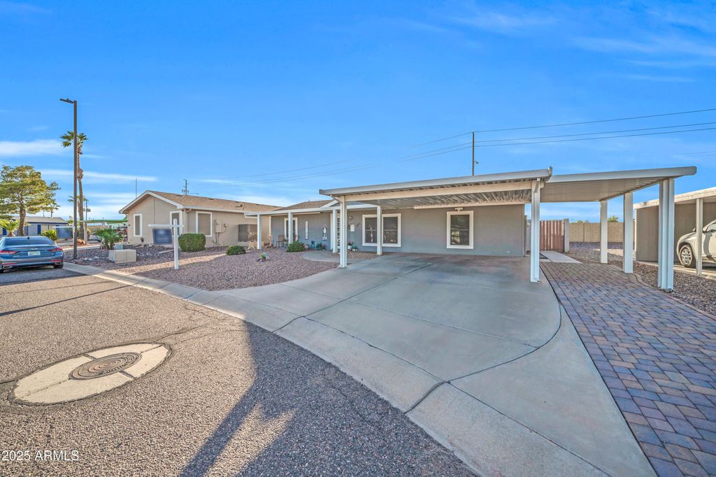 Photo of 16101 N El Mirage Road #425, El Mirage, AZ 85335 (MLS # 6933371)
