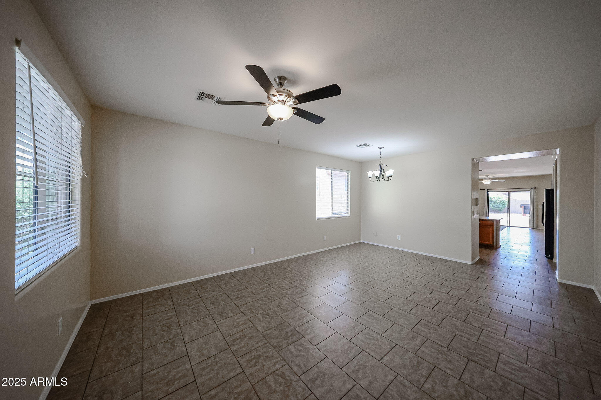 43337 N HEAVENLY Way