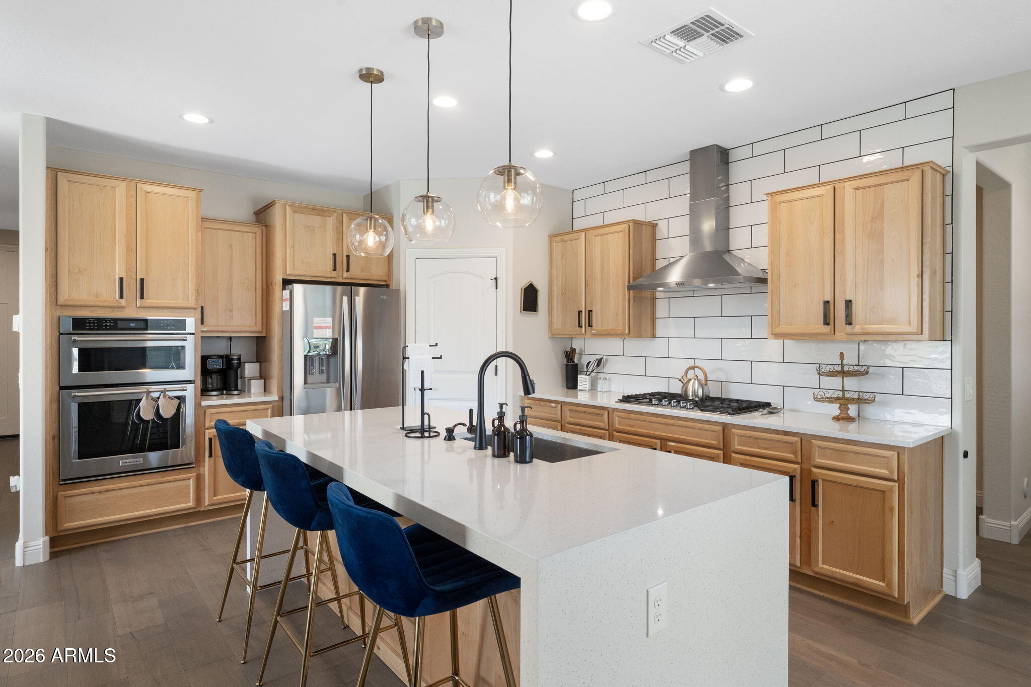 8740 W SAN MIGUEL Avenue