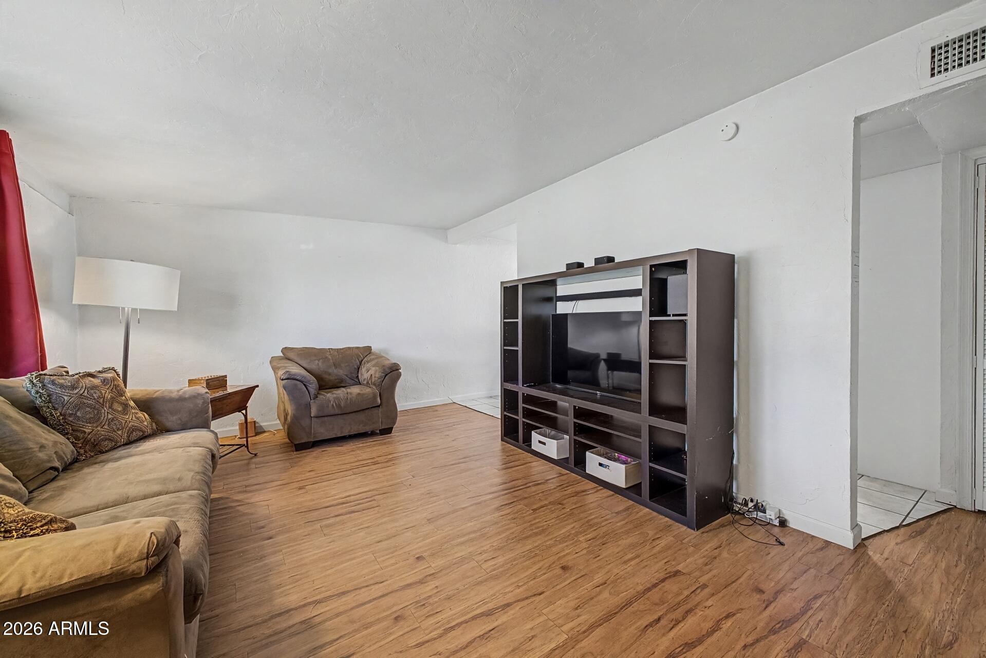 3998 S EVERGREEN Avenue