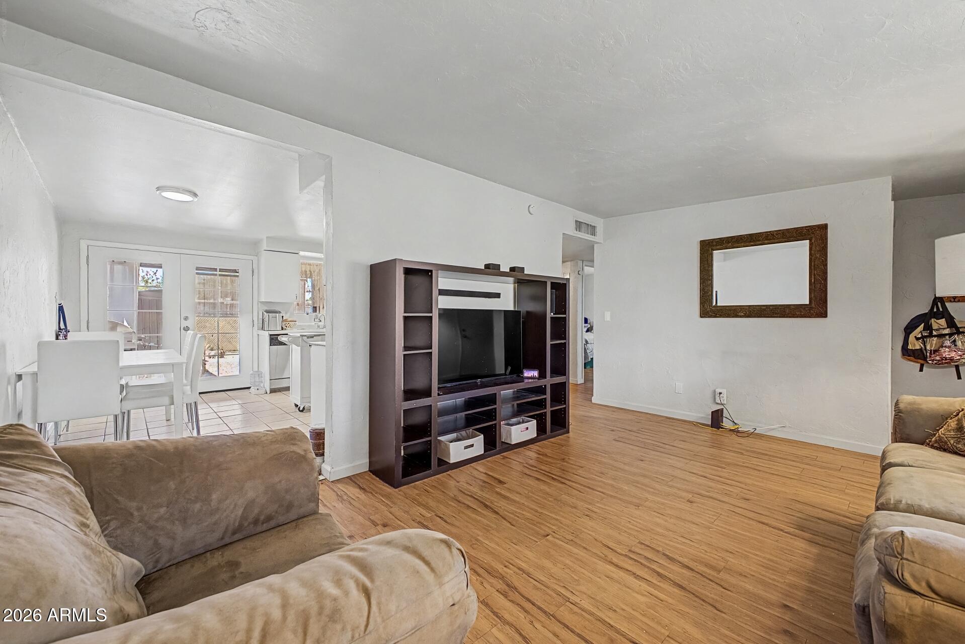 3998 S EVERGREEN Avenue