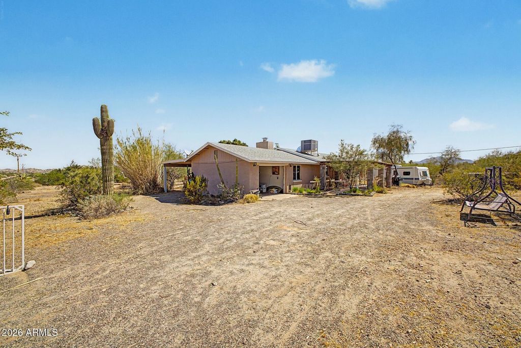 Photo of 13425 S 188th Avenue, Buckeye, AZ 85326 (MLS # 7019606)
