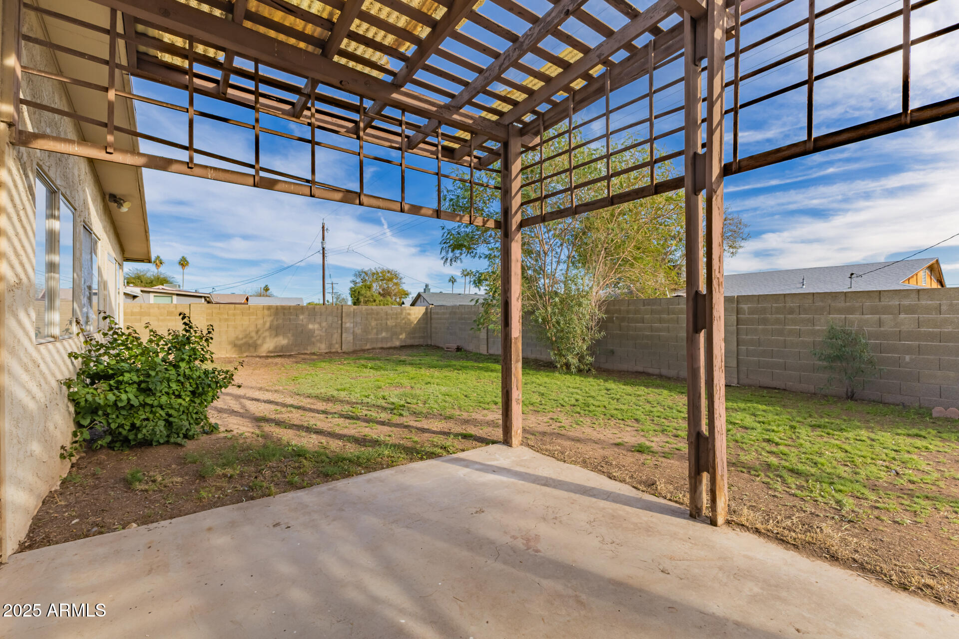 5937 W COOLIDGE Street