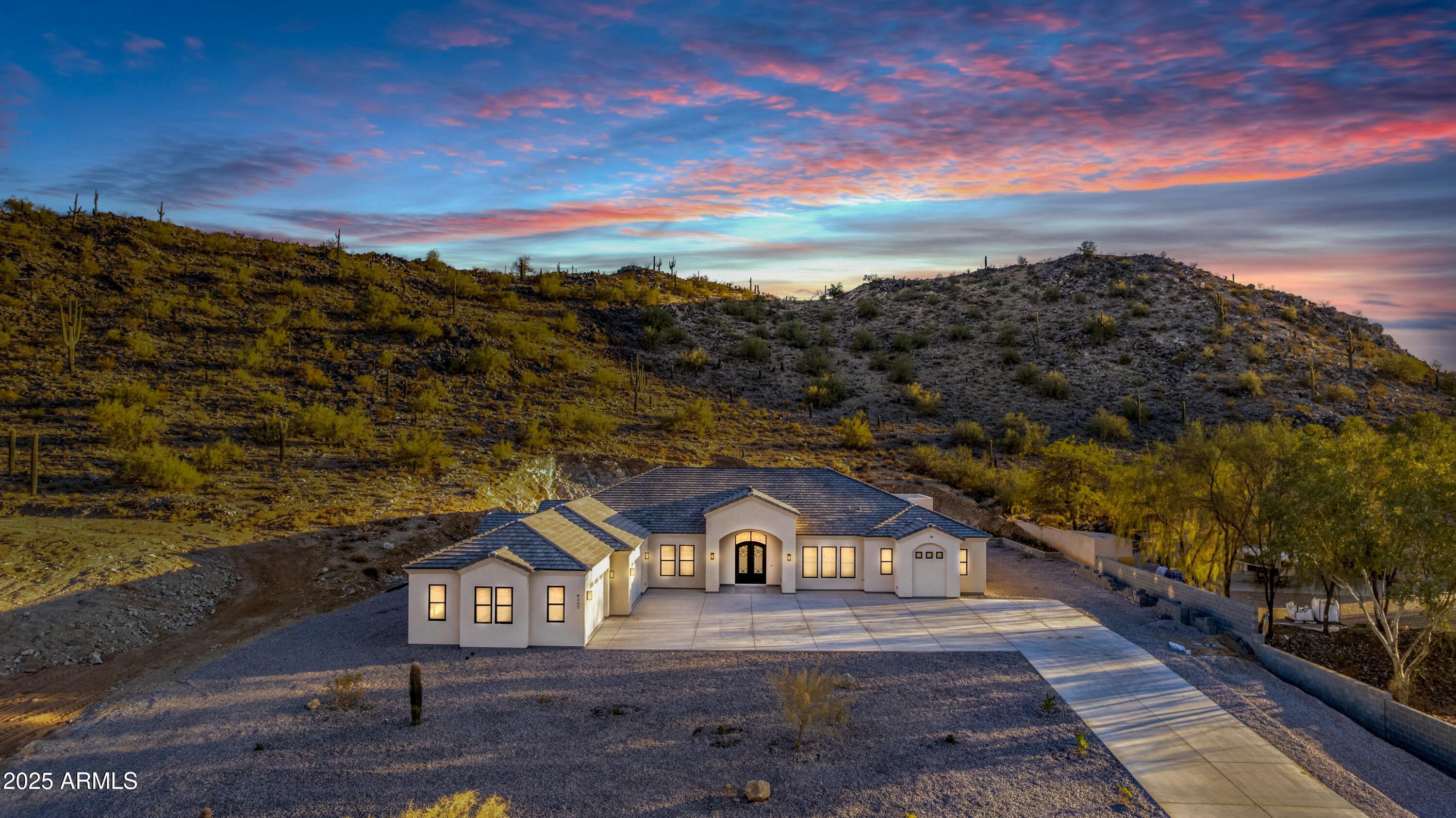 9357 W CANYON VERDE Drive