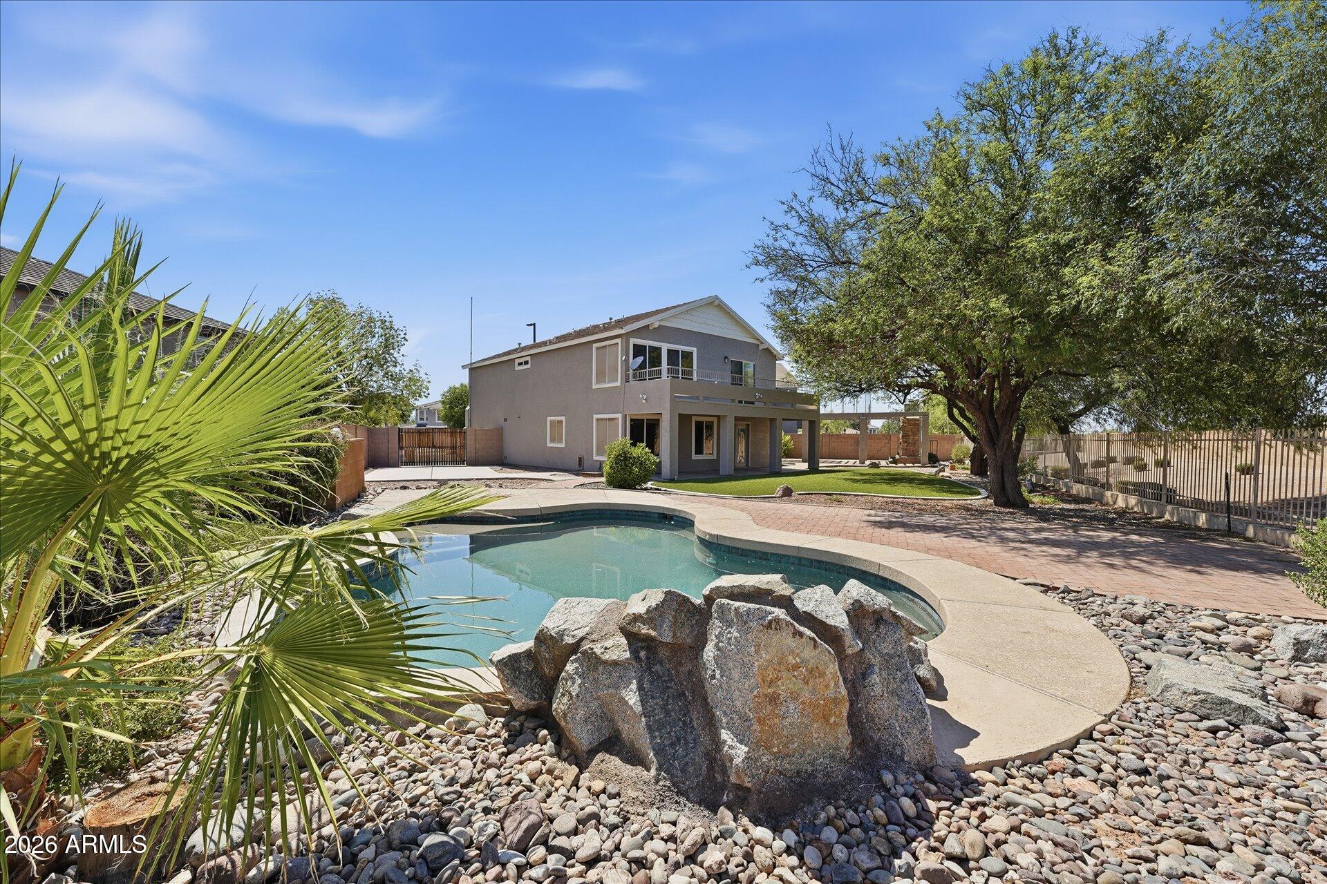 2521 E DUBLIN Court