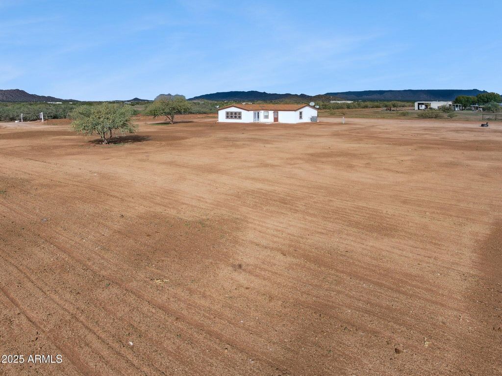 Photo of 53531 W Buck Drive, Maricopa, AZ 85139 (MLS # 6947406)