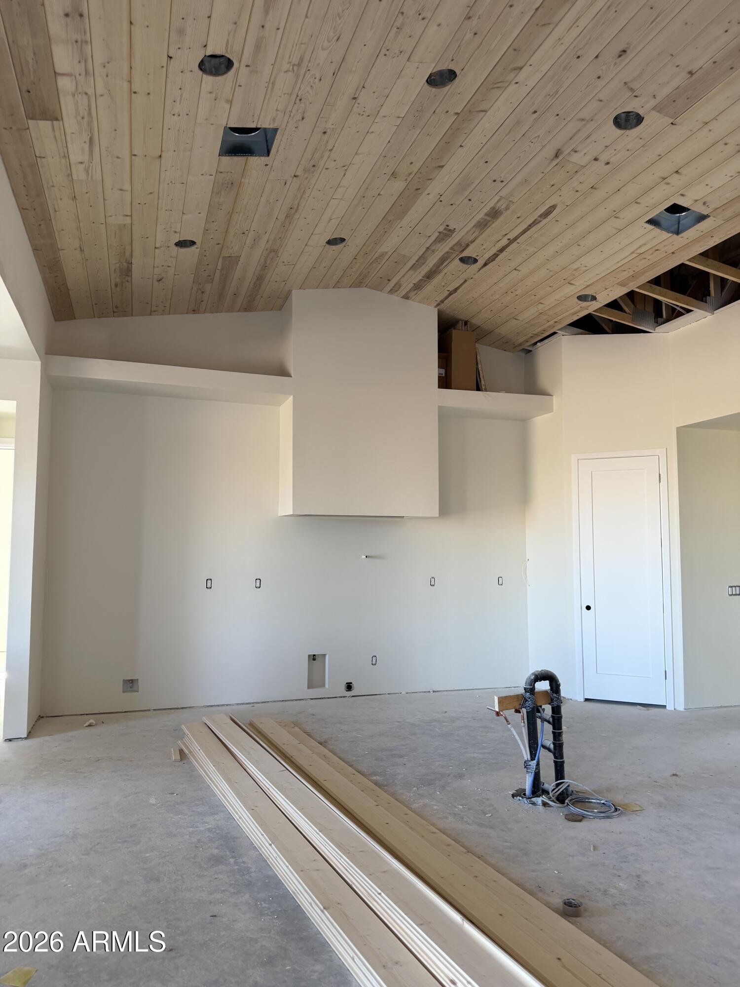 612 E AMBER SUN Drive