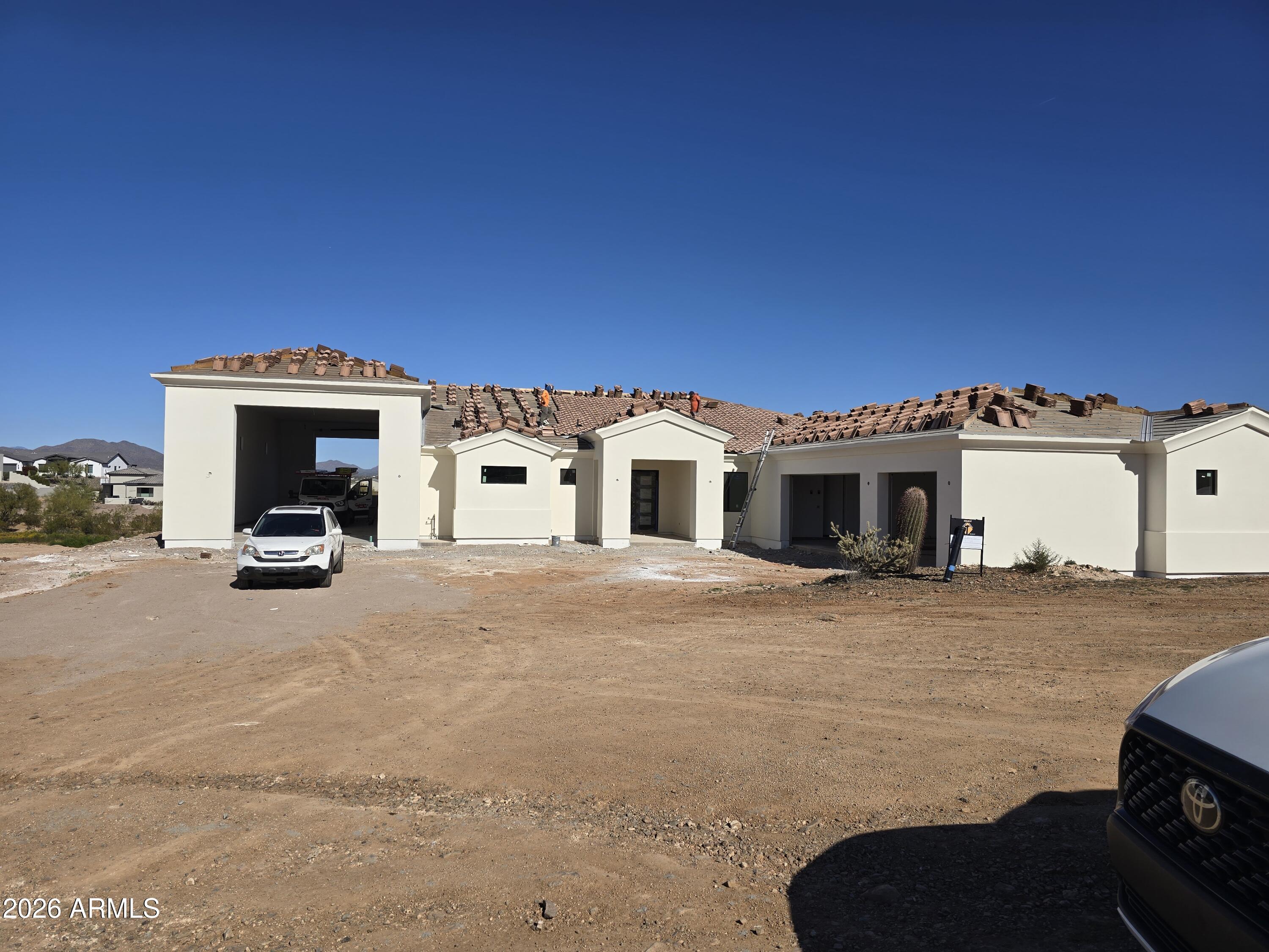 612 E AMBER SUN Drive