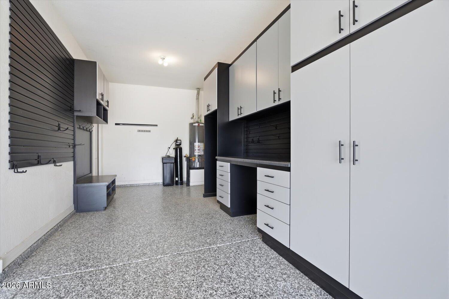 MONTELENA - Residential