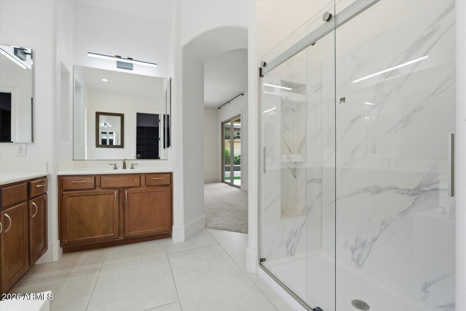 MONTELENA - Residential