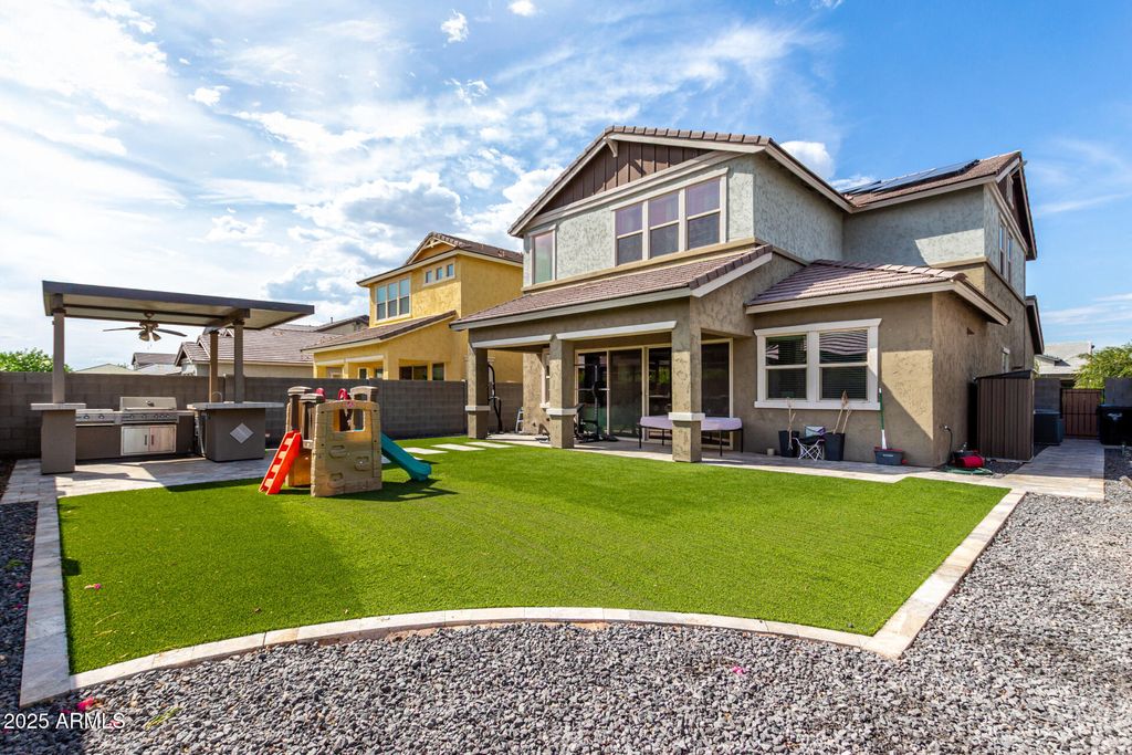 Photo of 3927 E Arabian Drive, Gilbert, AZ 85296 (MLS # 6915250)