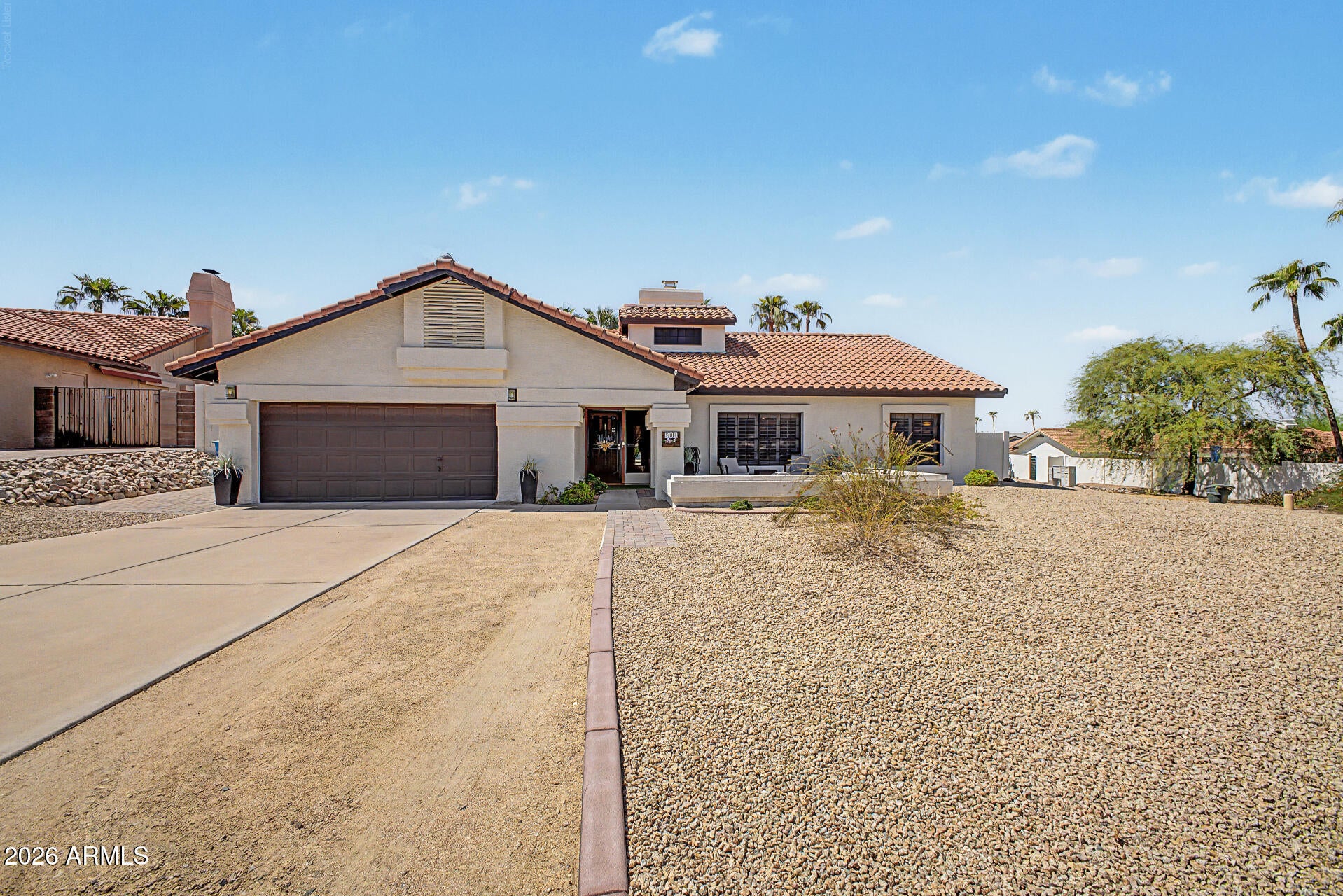 801 E BRAEBURN Drive