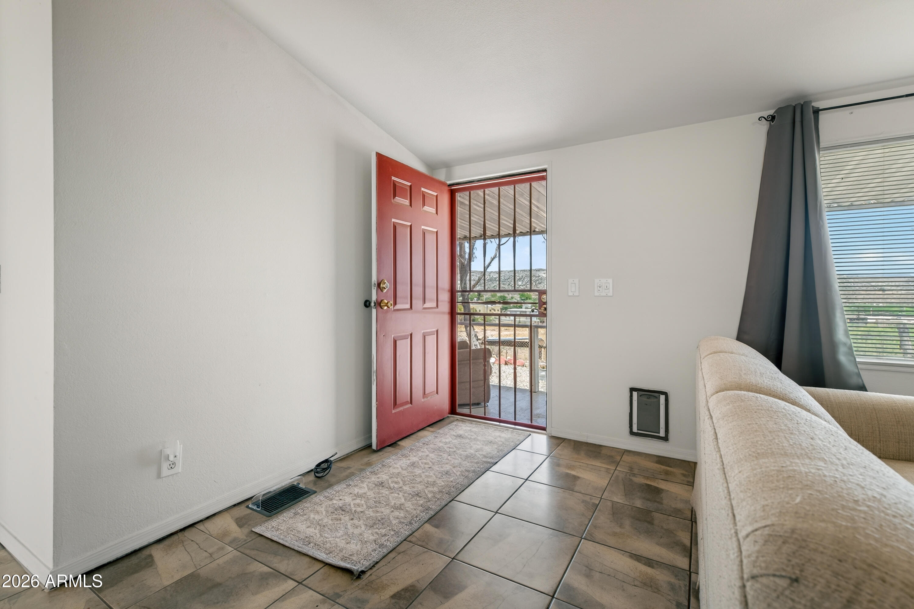 565 S 3RD Street