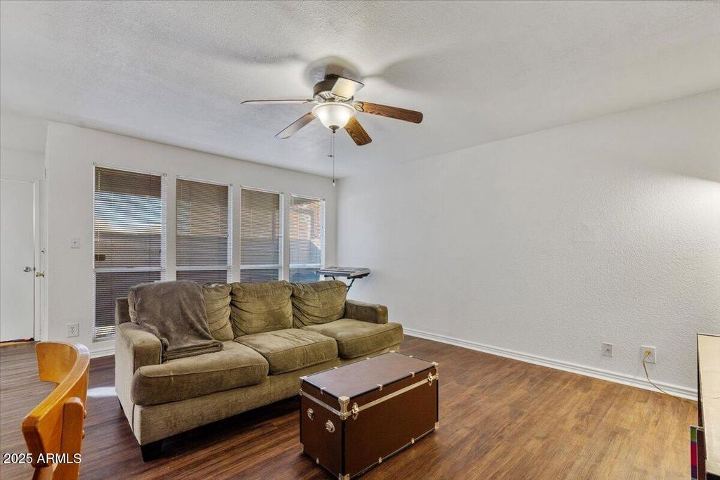 Photo of 2662 E Oakleaf Drive, Tempe, AZ 85288 (MLS # 6960001)