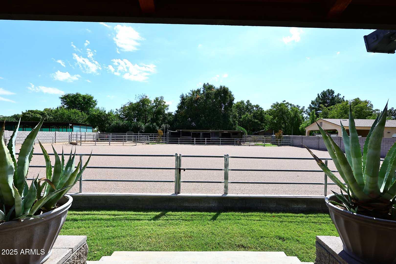 5449 E THUNDERBIRD Road