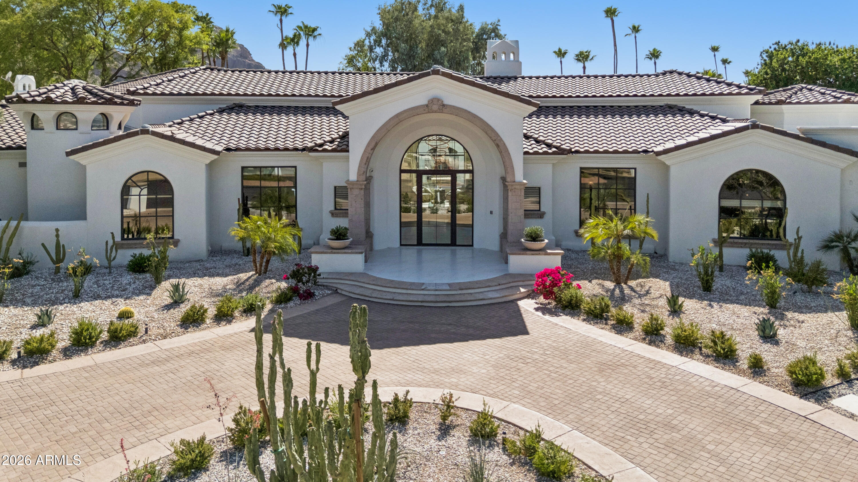 6001 E NAUMANN Drive