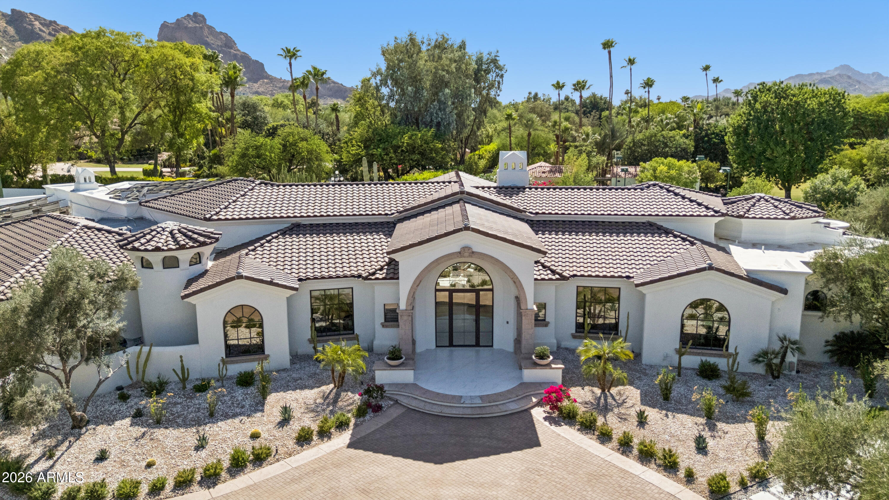 6001 E NAUMANN Drive