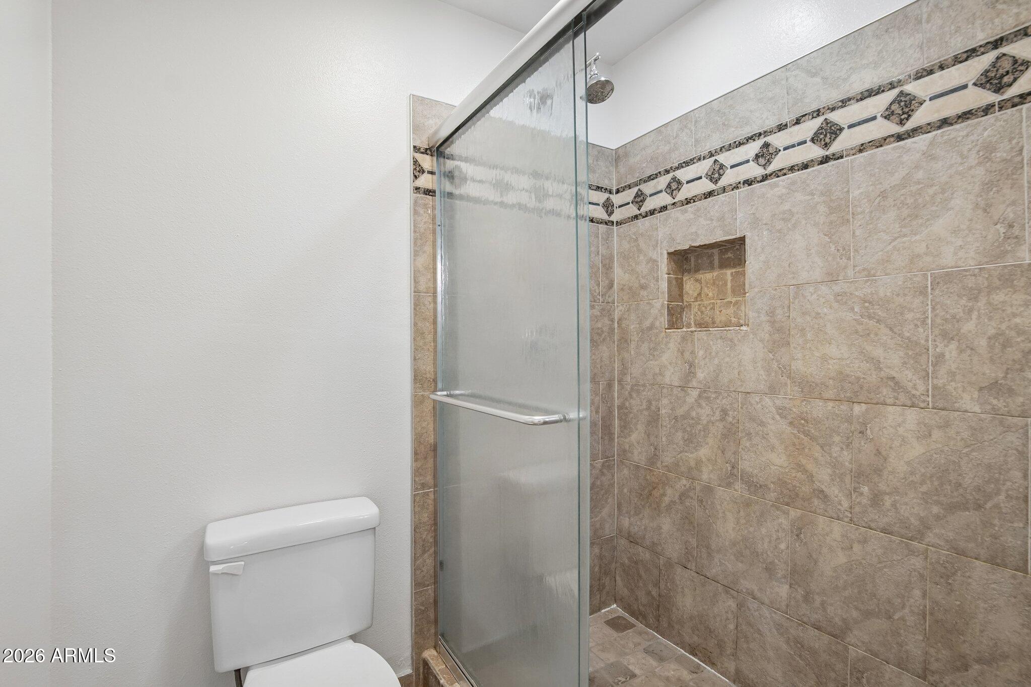 DOBSON SHORES - Residential