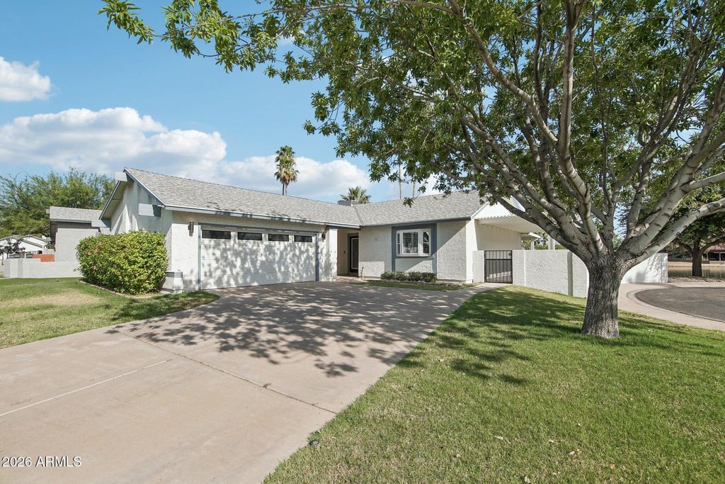 Photo of 2141 W Jibsail Loop, Mesa, AZ 85202 (MLS # 7030920)