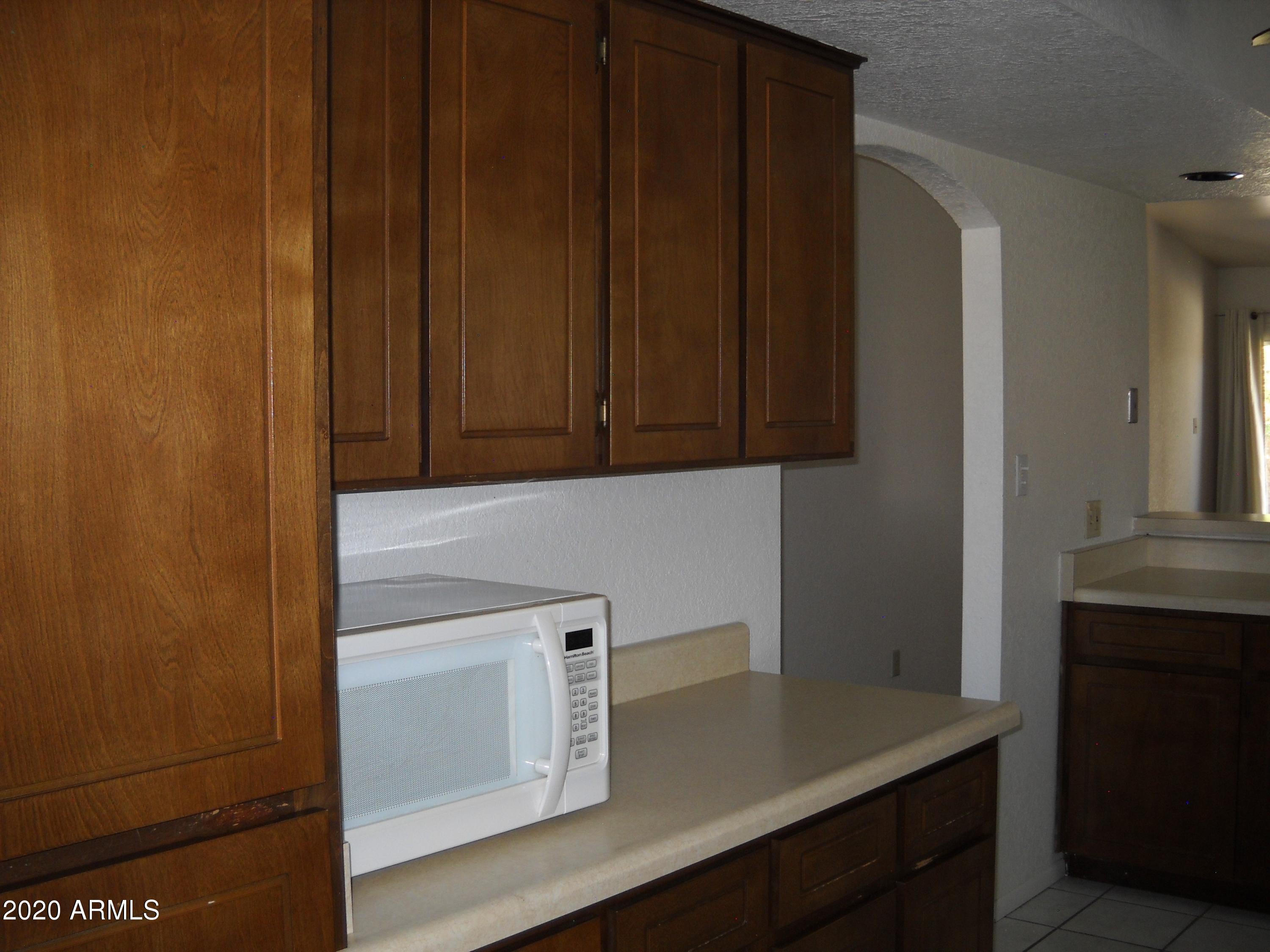 SUMMIT MEADOWS - Residential Lease