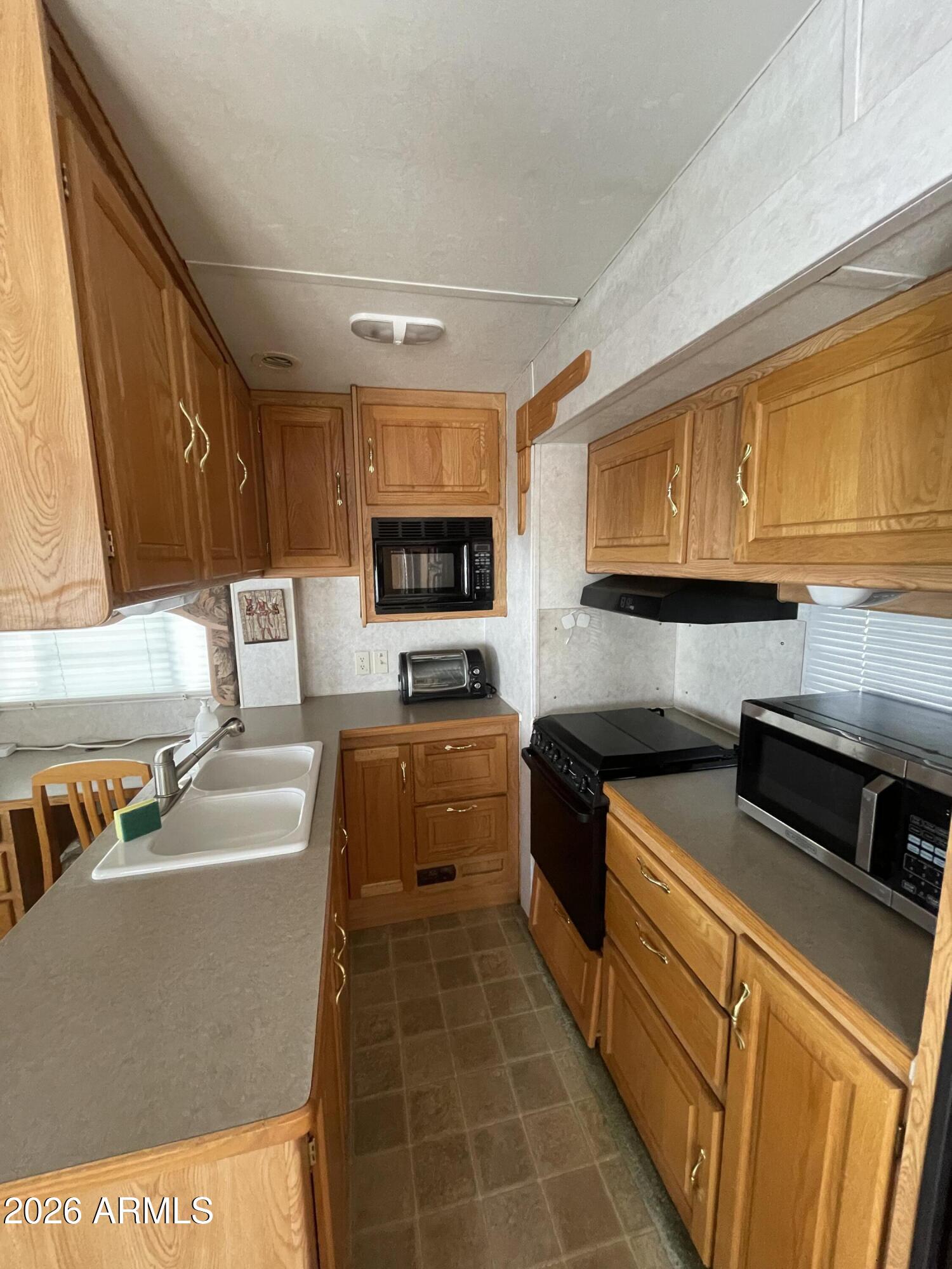 202 E PALO VERDE Lane