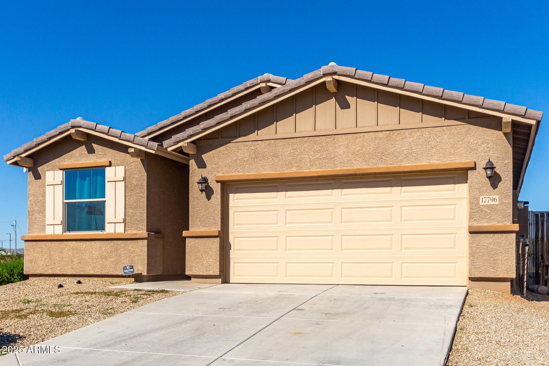 Homes for Sale in Queen Creek Arizona 3 17796 W ROBIN Lane