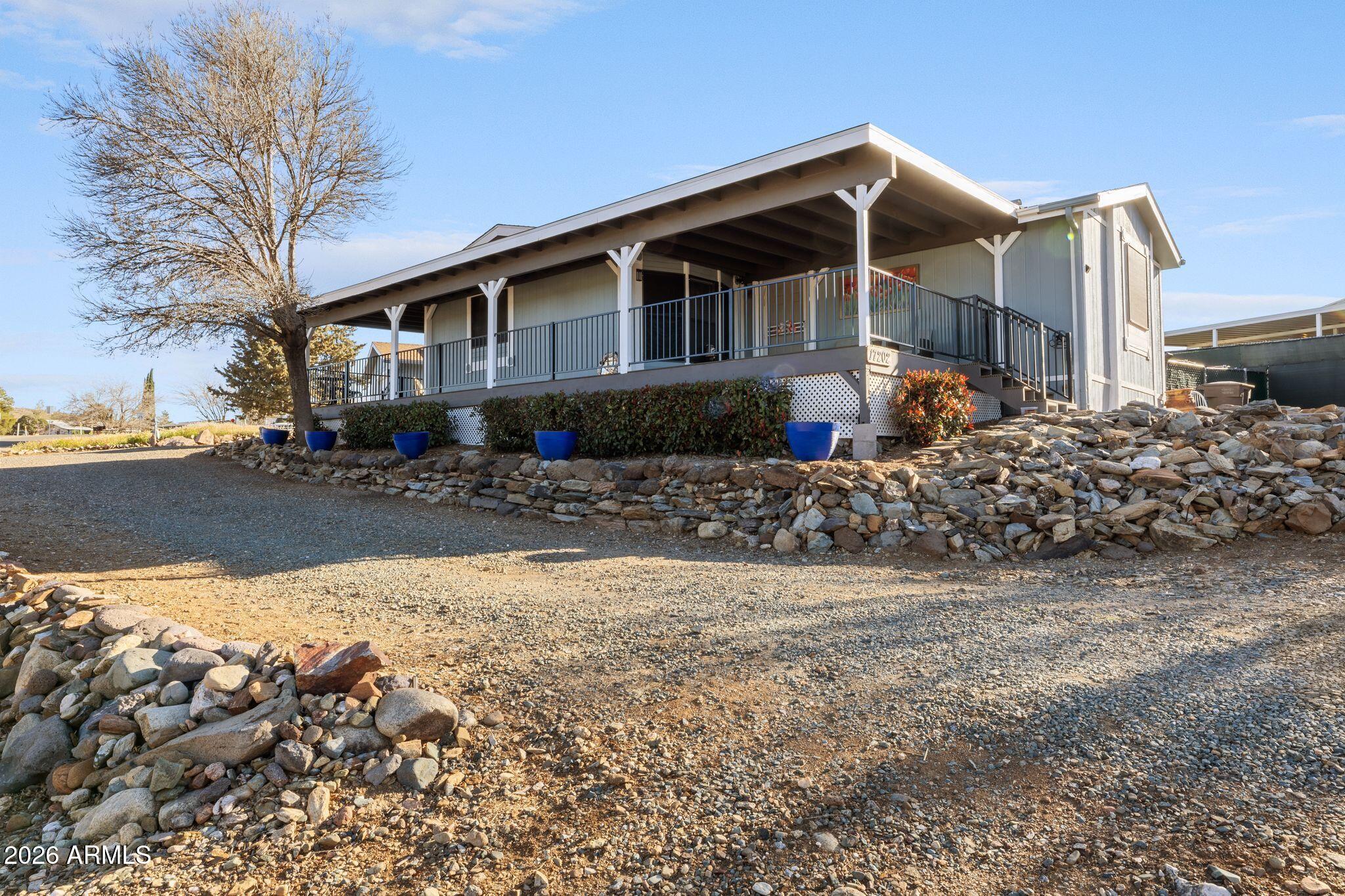 17202 E BOB WHITE Road