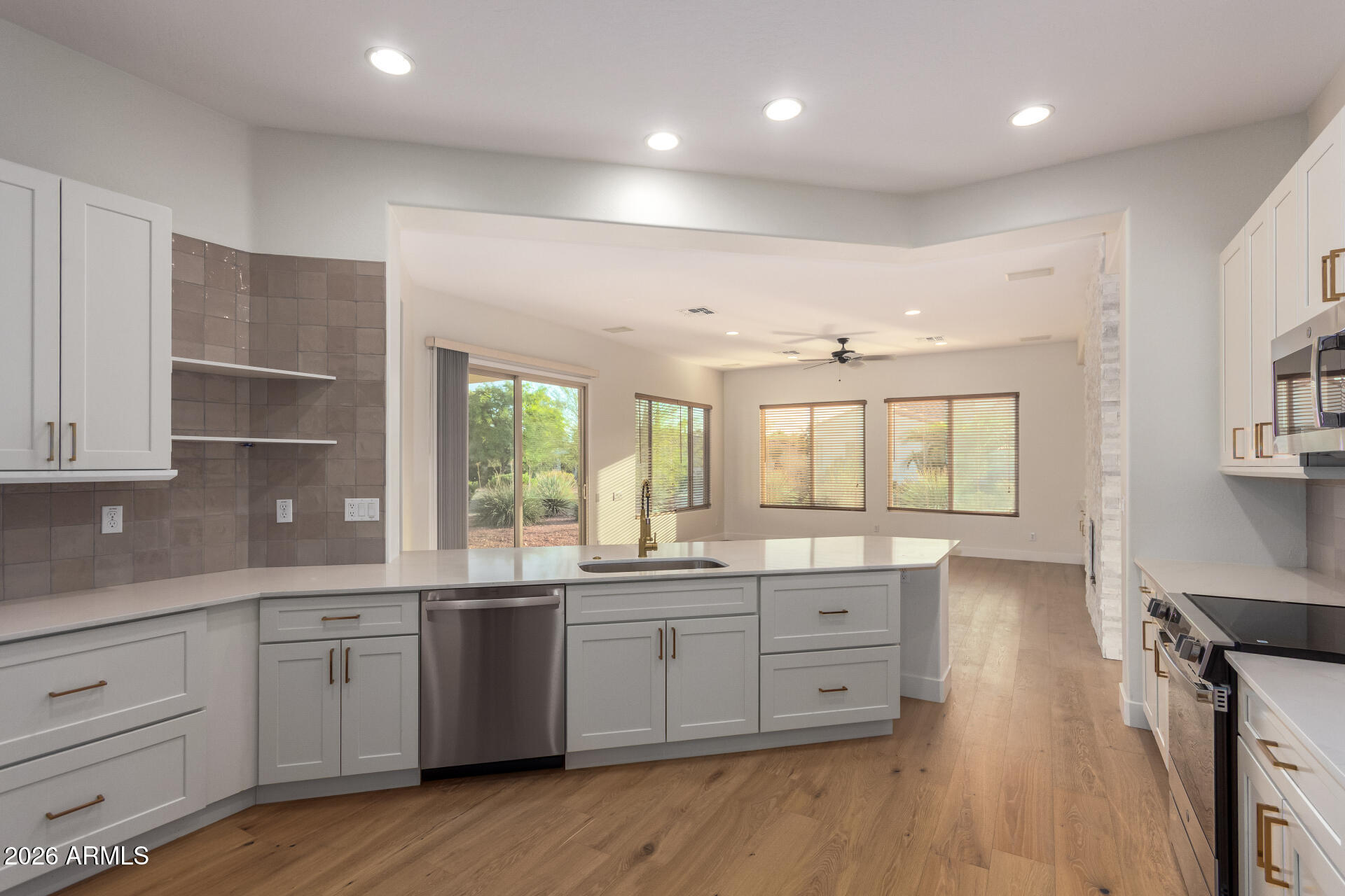 CORTE BELLA COUNTRY CLUB PHASE 1 UNIT 1 - Residential