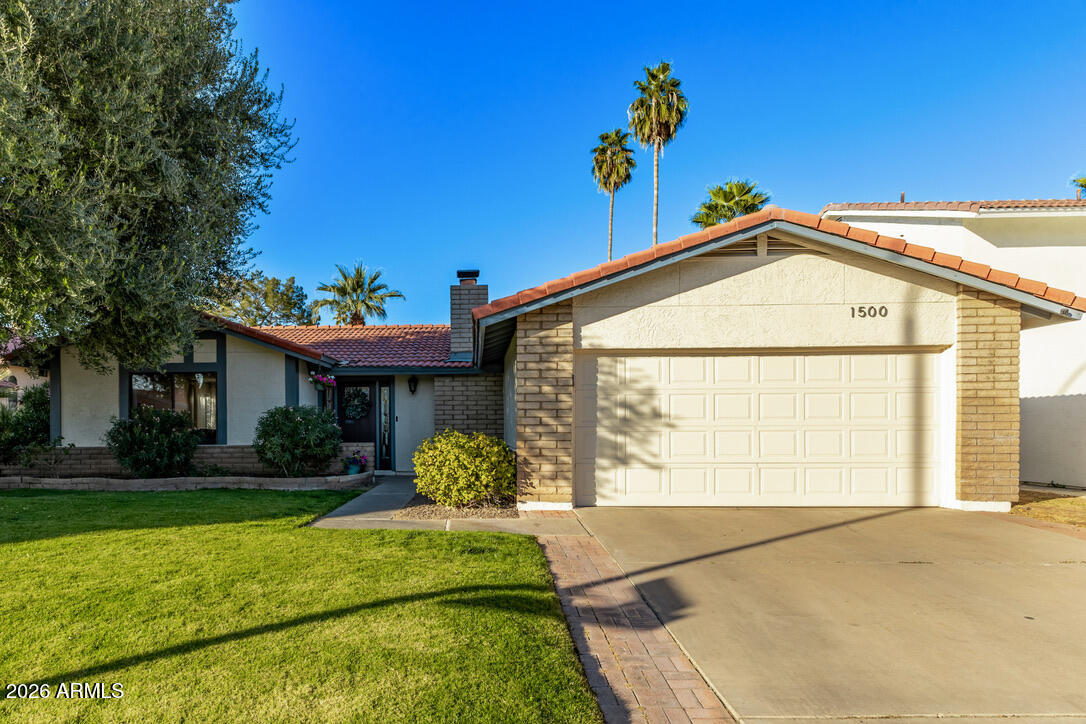 1500 E EDGEWATER Drive